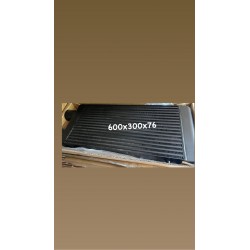 Intercooler échangeur sortie même côté en 600x300x76 universel